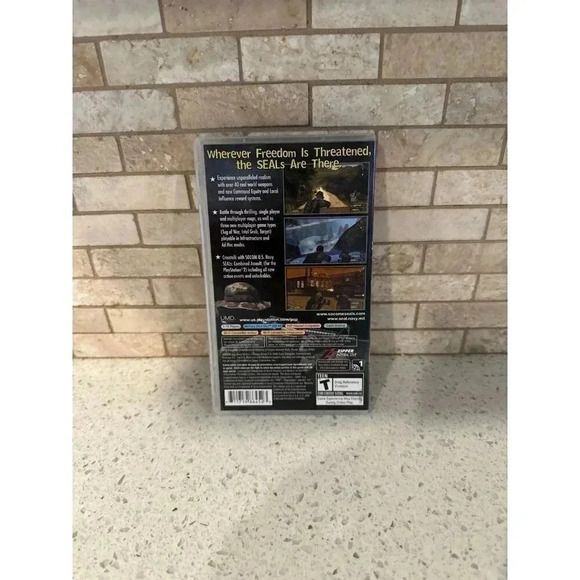 SOCOM US Navy Seals Fireteam Bravo 2 For PSP - Picture 2 of 3